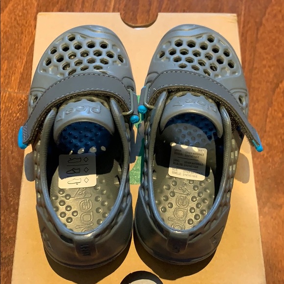 NEW PLAE shoes - Picture 6 of 6